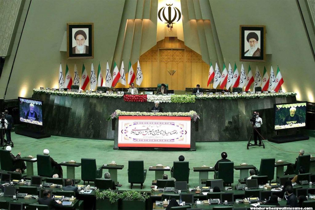 Iran’s parliament รัฐสภาของอิหร่านที่แข็งกร้าวลงมติเห็นชอบในการเลือกคณะรัฐมนตรีเกือบทั้งหมดของประธานาธิบดี Ebrahim Raisi Iran’s parliament